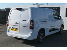 Peugeot Partner BlueHDi 950 Asphalt 