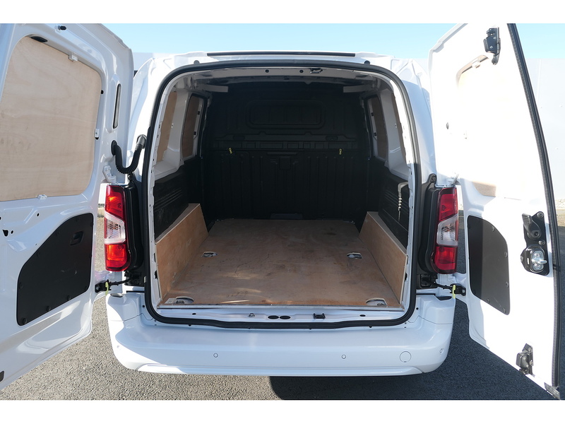 Peugeot 1.5 BlueHDi 950 Asphalt Long Panel Van 6dr Diesel Manual LWB Euro 6 (s/s) (100 ps)