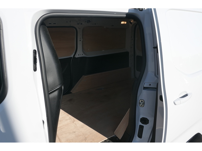 Peugeot 1.5 BlueHDi 950 Asphalt Long Panel Van 6dr Diesel Manual LWB Euro 6 (s/s) (100 ps)