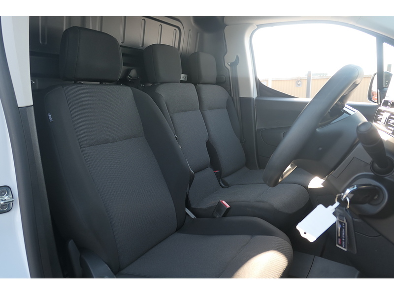 Peugeot 1.5 BlueHDi 950 Asphalt Long Panel Van 6dr Diesel Manual LWB Euro 6 (s/s) (100 ps)