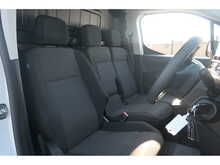 Peugeot Partner BlueHDi 950 Asphalt 