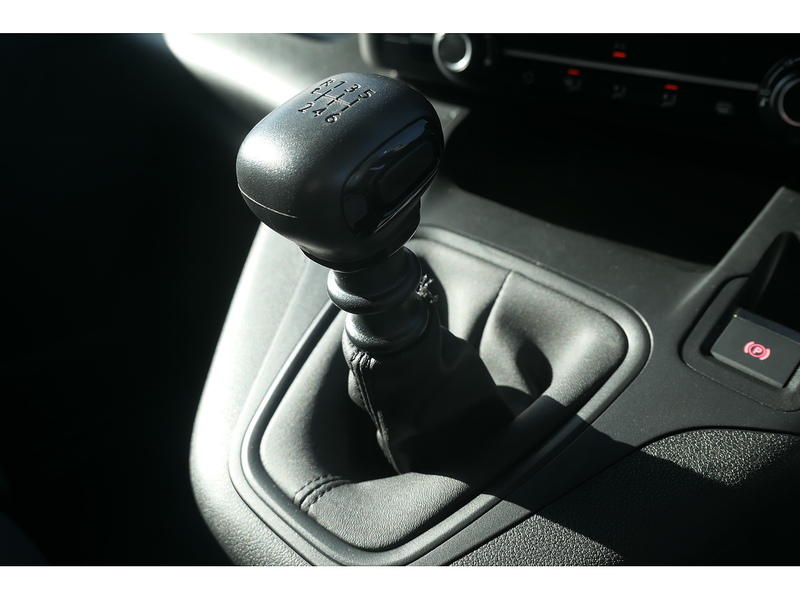 Peugeot 1.5 BlueHDi 950 Asphalt Long Panel Van 6dr Diesel Manual LWB Euro 6 (s/s) (100 ps)