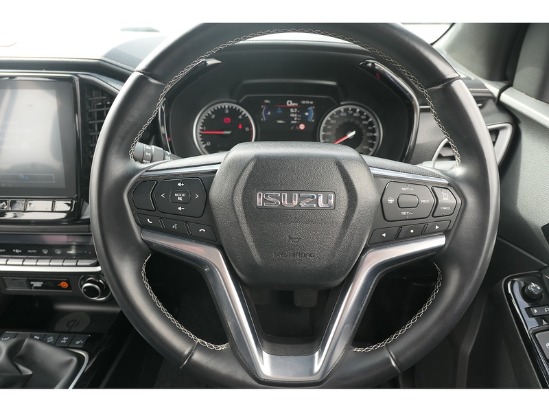 Isuzu 1.9 TD V-Cross Pickup Double Cab 4dr Diesel Manual 4WD Euro 6 (s/s) (164 ps)