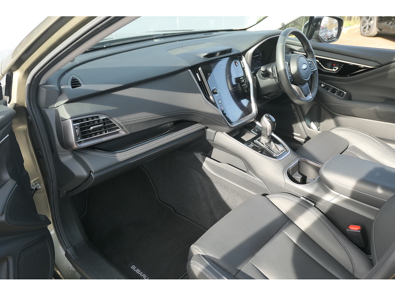 Subaru 2.5i Touring Estate 5dr Petrol Lineartronic 4WD Euro 6 (s/s) (169 ps)