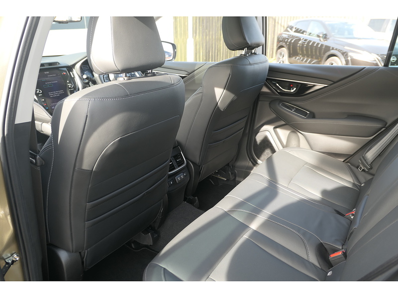 Subaru 2.5i Touring Estate 5dr Petrol Lineartronic 4WD Euro 6 (s/s) (169 ps)