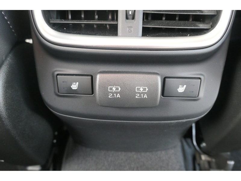 Subaru 2.5i Touring Estate 5dr Petrol Lineartronic 4WD Euro 6 (s/s) (169 ps)