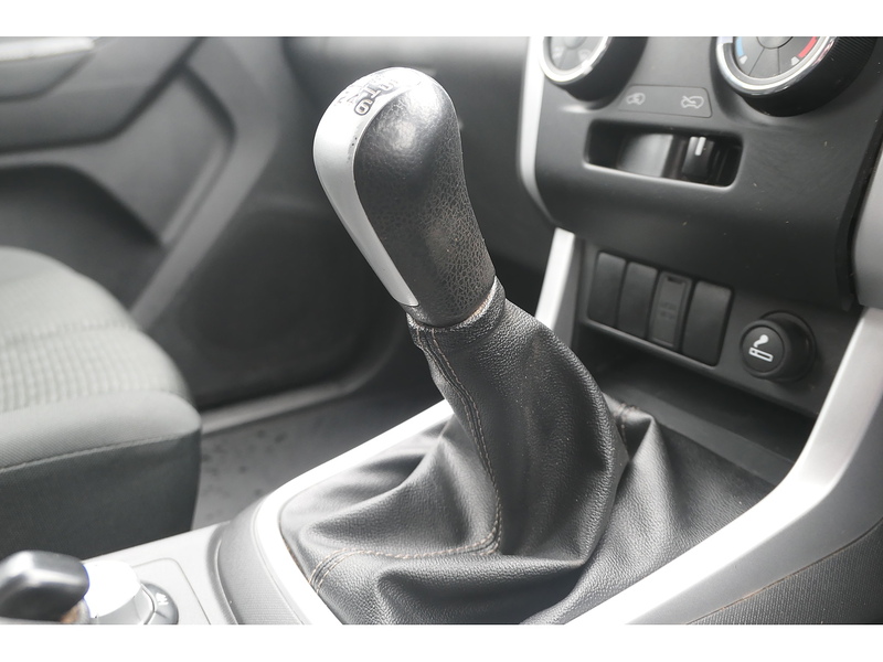 Isuzu 1.9 TD Yukon Pickup Double Cab 4dr Diesel Manual 4WD Euro 6 (164 ps)