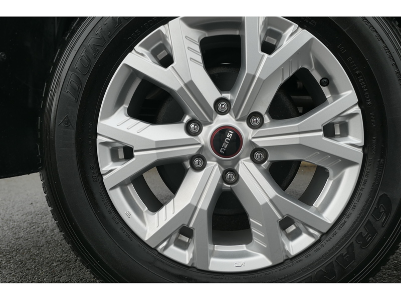 Isuzu 1.9 TD Utility Diff Lock Pickup Double Cab 4dr Diesel Manual 4WD Euro 6 (s/s) (164 ps)