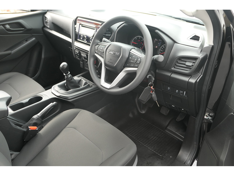 Isuzu 1.9 TD Utility Diff Lock Pickup Double Cab 4dr Diesel Manual 4WD Euro 6 (s/s) (164 ps)