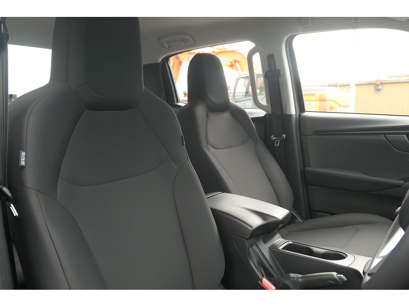 Isuzu 1.9 TD Utility Diff Lock Pickup Double Cab 4dr Diesel Manual 4WD Euro 6 (s/s) (164 ps)