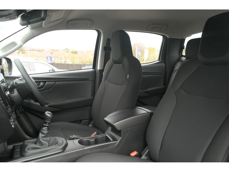 Isuzu 1.9 TD Utility Diff Lock Pickup Double Cab 4dr Diesel Manual 4WD Euro 6 (s/s) (164 ps)