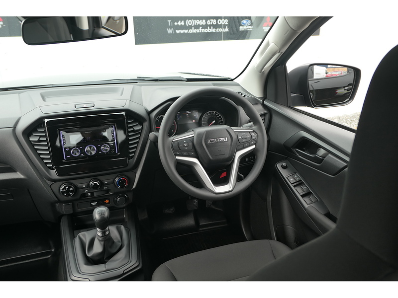 Isuzu 1.9 TD Utility Diff Lock Pickup Double Cab 4dr Diesel Manual 4WD Euro 6 (s/s) (164 ps)
