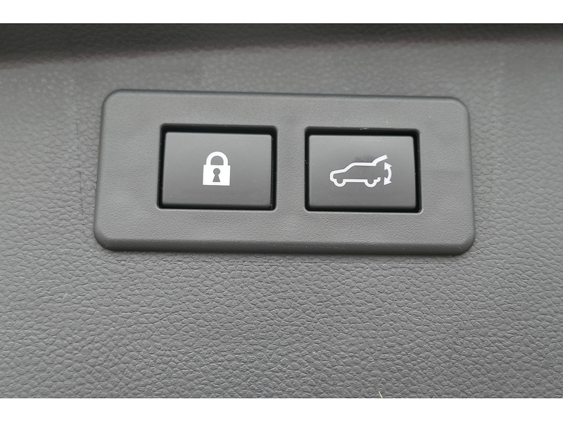 Subaru 2.5i Touring Estate 5dr Petrol Lineartronic 4WD Euro 6 (s/s) (169 ps)