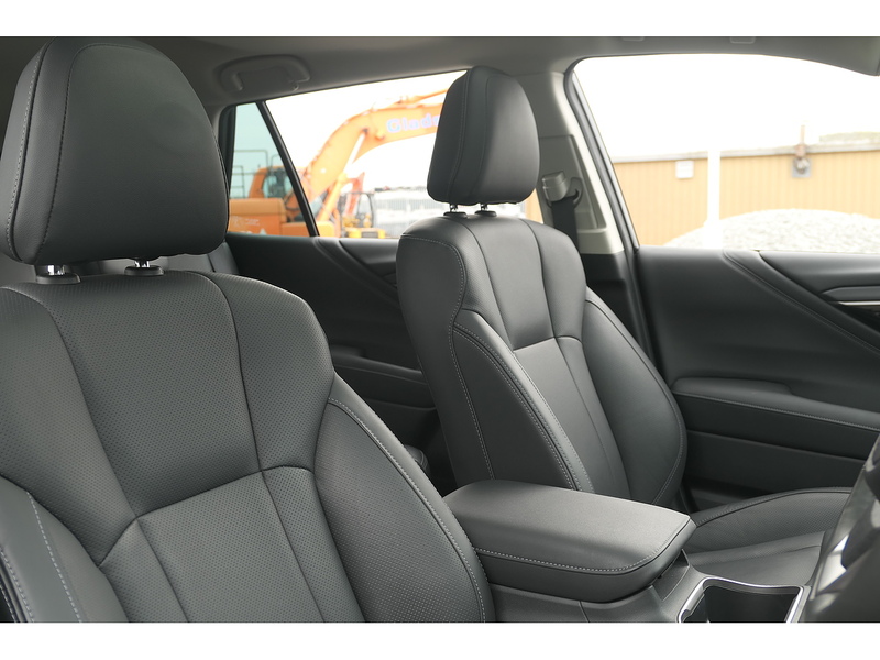 Subaru 2.5i Touring Estate 5dr Petrol Lineartronic 4WD Euro 6 (s/s) (169 ps)