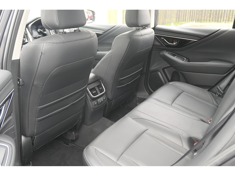 Subaru 2.5i Touring Estate 5dr Petrol Lineartronic 4WD Euro 6 (s/s) (169 ps)