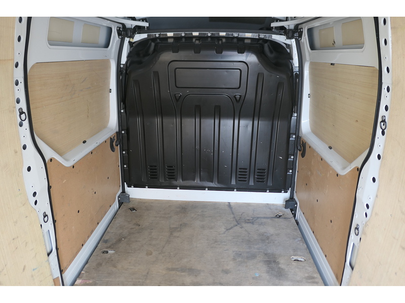 Nissan 2.3 dCi 35 Tekna Panel Van 4dr Diesel Manual FWD L3 H2 Euro 6 (135 ps)