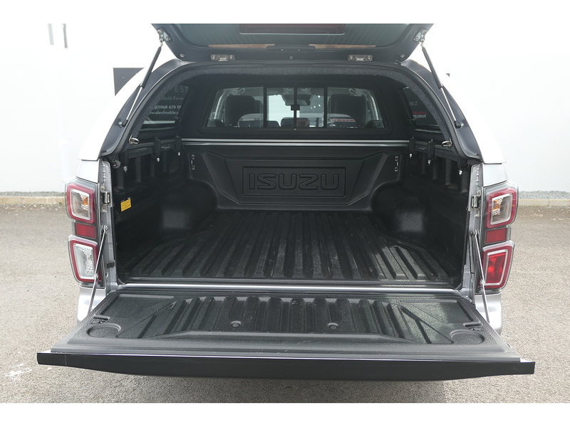 Isuzu 1.9 TD DL40 Pickup Double Cab 4dr Diesel Manual 4WD Euro 6 (s/s) (164 ps)