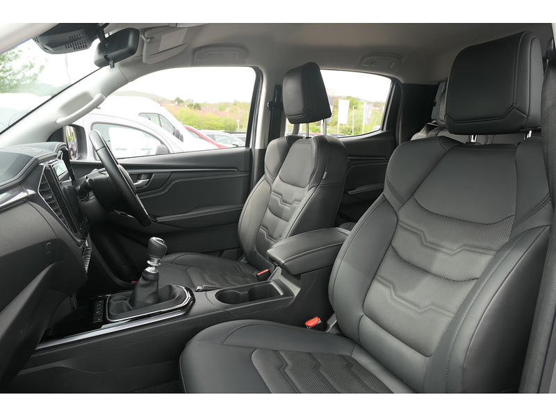 Isuzu 1.9 TD DL40 Pickup Double Cab 4dr Diesel Manual 4WD Euro 6 (s/s) (164 ps)