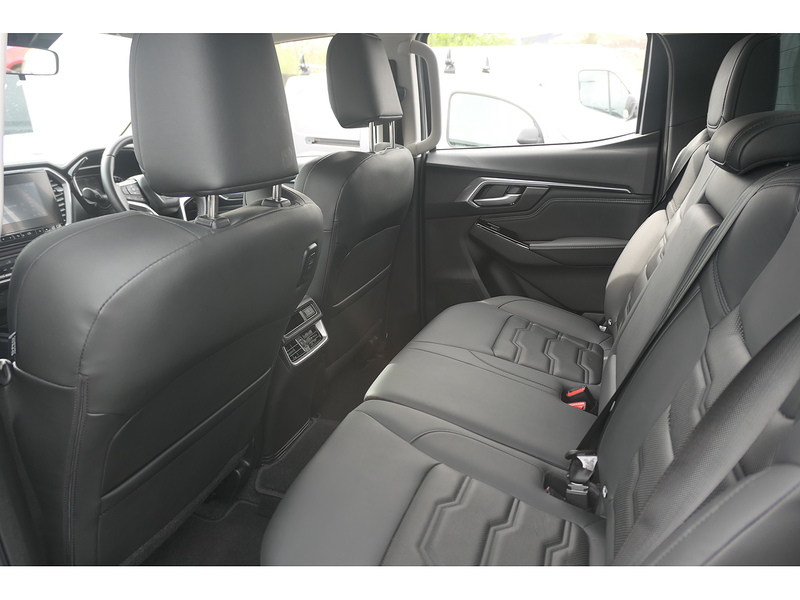 Isuzu 1.9 TD DL40 Pickup Double Cab 4dr Diesel Manual 4WD Euro 6 (s/s) (164 ps)