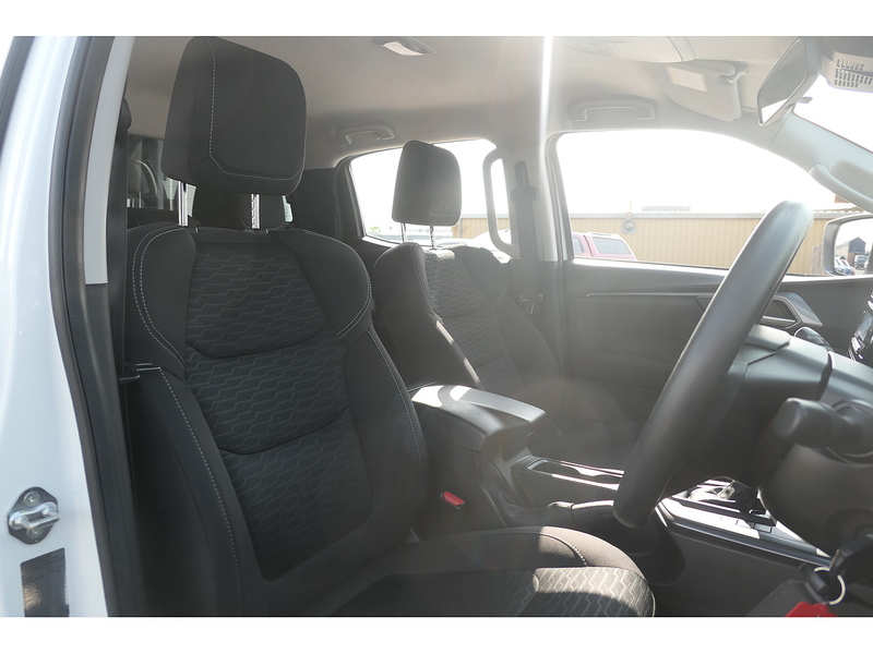 Isuzu 1.9 TD DL20 Pickup Double Cab 4dr Diesel Auto 4WD Euro 6 (s/s) (164 ps)