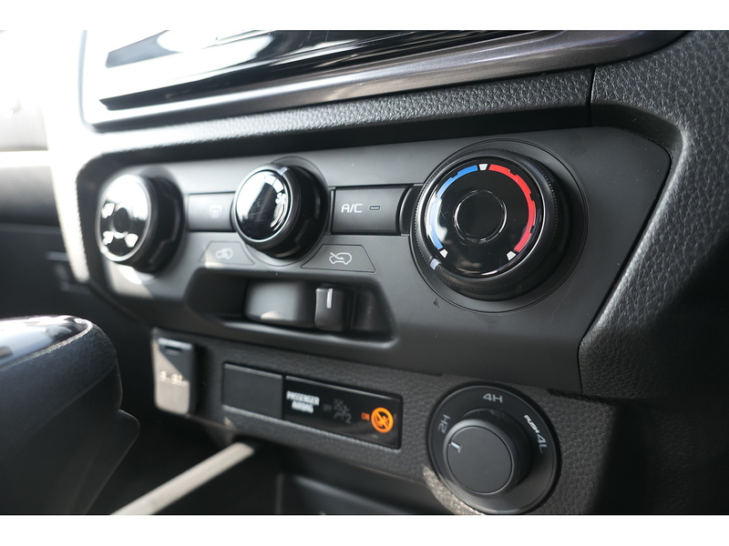 Isuzu 1.9 TD DL20 Pickup Double Cab 4dr Diesel Auto 4WD Euro 6 (s/s) (164 ps)