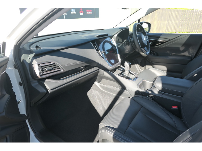 Subaru 2.5i Touring Estate 5dr Petrol Lineartronic 4WD Euro 6 (s/s) (169 ps)