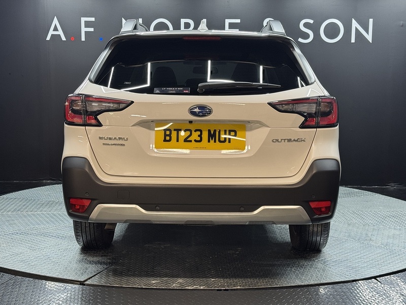 Subaru 2.5i Touring Estate 5dr Petrol Lineartronic 4WD Euro 6 (s/s) (169 ps)