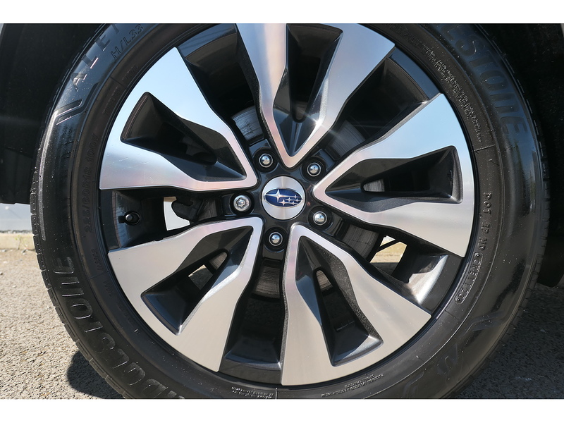 Subaru 2.5i Touring Estate 5dr Petrol Lineartronic 4WD Euro 6 (s/s) (169 ps)