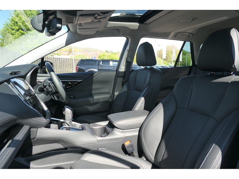 Subaru 2.5i Touring Estate 5dr Petrol Lineartronic 4WD Euro 6 (s/s) (169 ps)