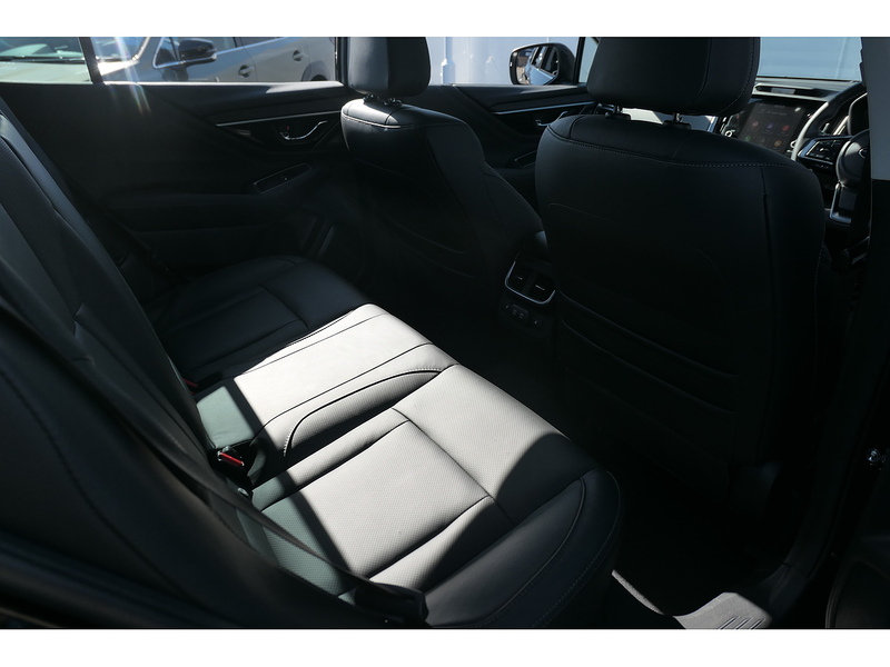 Subaru 2.5i Touring Estate 5dr Petrol Lineartronic 4WD Euro 6 (s/s) (169 ps)