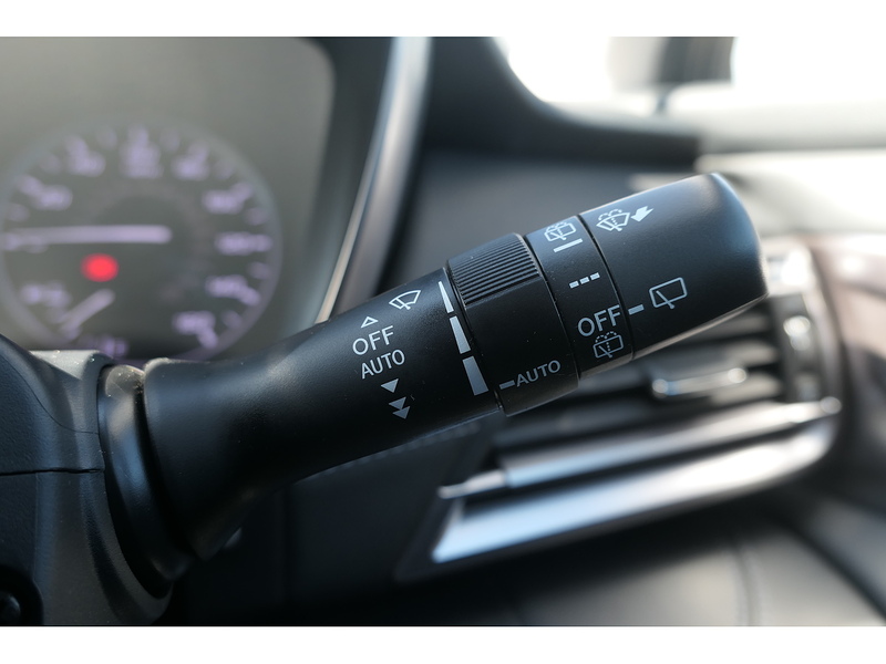 Subaru 2.5i Touring Estate 5dr Petrol Lineartronic 4WD Euro 6 (s/s) (169 ps)