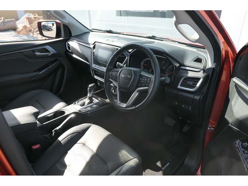 Isuzu 1.9 TD DL40 Pickup Double Cab 4dr Diesel Auto 4WD Euro 6 (s/s) (164 ps)