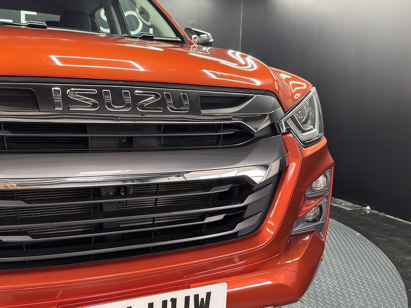Isuzu 1.9 TD DL40 Pickup Double Cab 4dr Diesel Auto 4WD Euro 6 (s/s) (164 ps)