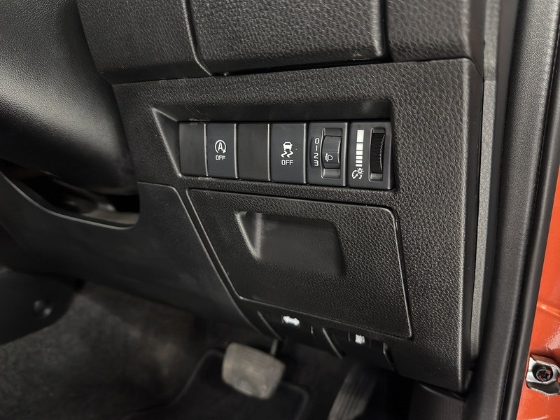 Isuzu 1.9 TD DL40 Pickup Double Cab 4dr Diesel Auto 4WD Euro 6 (s/s) (164 ps)