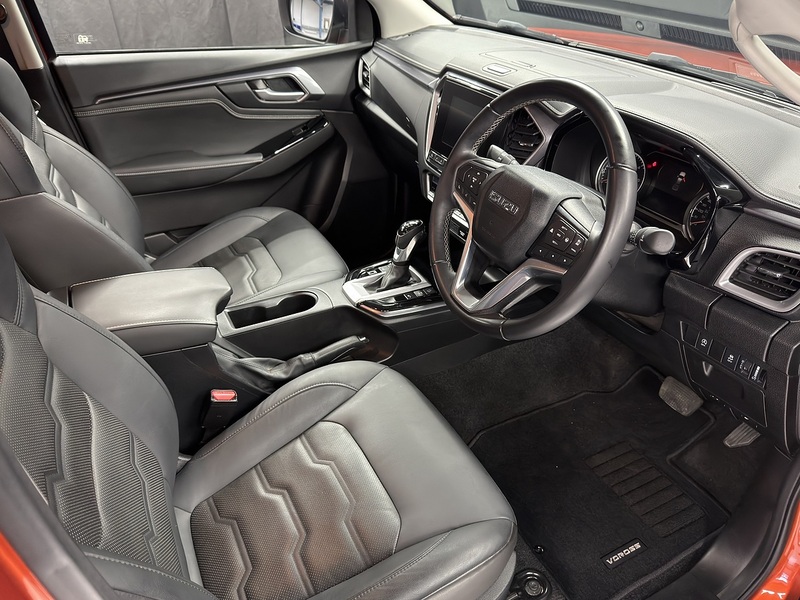 Isuzu 1.9 TD DL40 Pickup Double Cab 4dr Diesel Auto 4WD Euro 6 (s/s) (164 ps)