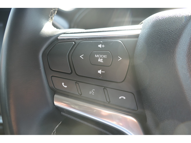 Isuzu 1.9 TD DL40 Pickup Double Cab 4dr Diesel Auto 4WD Euro 6 (s/s) (164 ps)