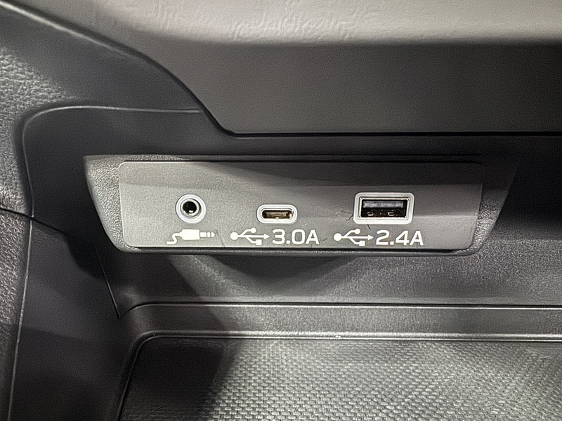 Subaru 2.0 i e-Boxer Limited SUV 5dr Petrol Hybrid Lineartronic 4WD Euro 6 (s/s) (136 ps)