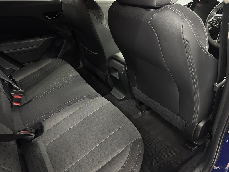 Subaru 2.0 i e-Boxer Limited SUV 5dr Petrol Hybrid Lineartronic 4WD Euro 6 (s/s) (136 ps)