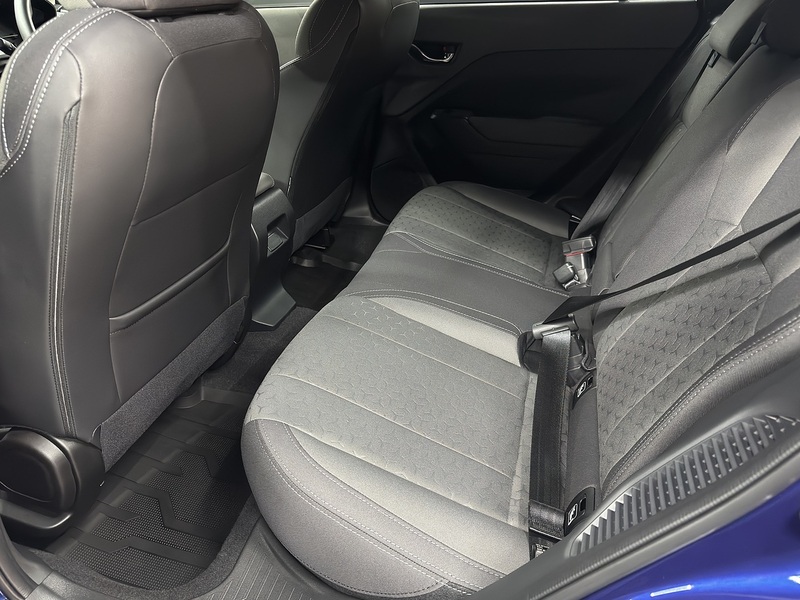 Subaru 2.0 i e-Boxer Limited SUV 5dr Petrol Hybrid Lineartronic 4WD Euro 6 (s/s) (136 ps)