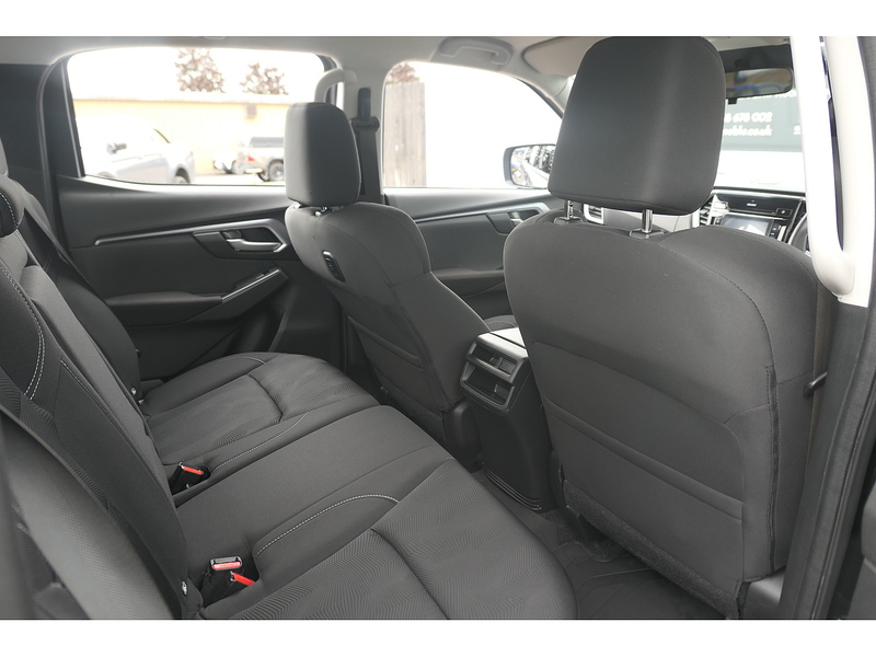 Isuzu 1.9 TD DL20 Pickup Double Cab 4dr Diesel Manual 4WD Euro 6 (s/s) (164 ps)