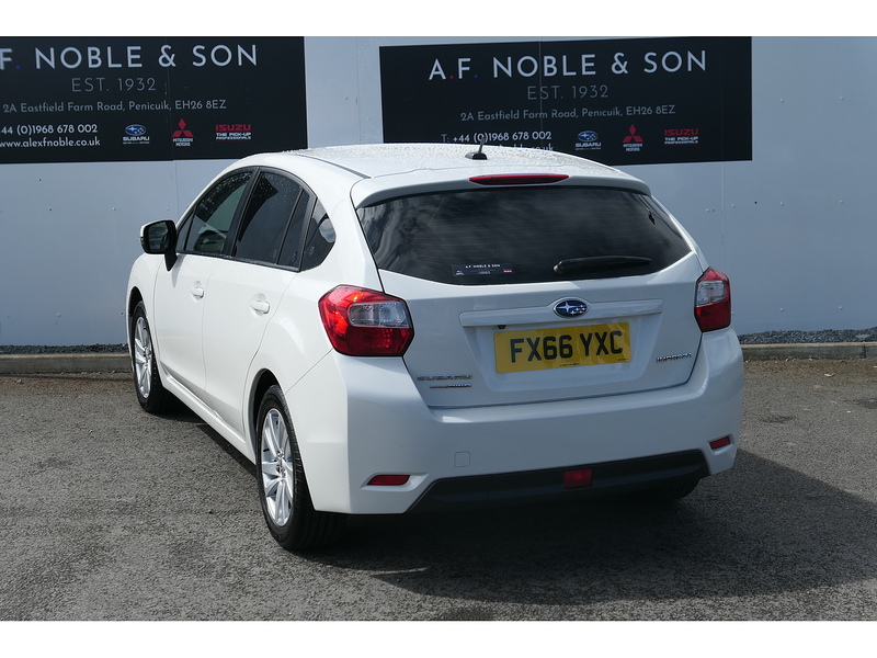 Subaru 1.6i RC Hatchback 5dr Petrol Lineartronic 4WD Euro 6 (s/s) (114 ps)