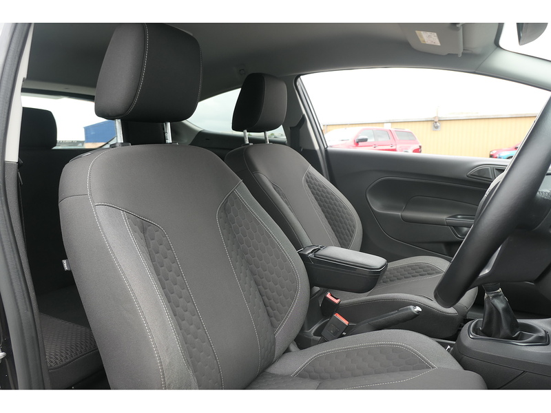 Ford 1.6 TDCi Sport Panel Van 3dr Diesel Manual (94 bhp)