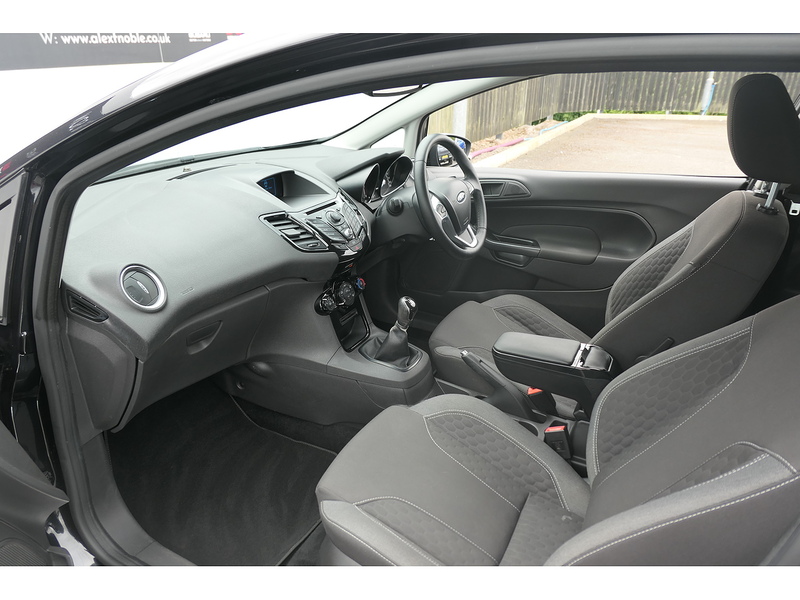 Ford 1.6 TDCi Sport Panel Van 3dr Diesel Manual (94 bhp)