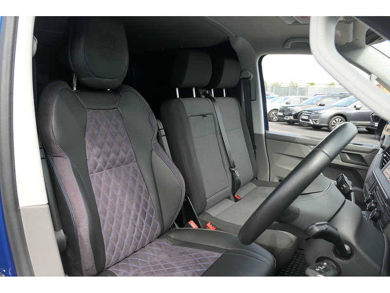 Volkswagen 2.0 TDI T30 Highline Panel Van 5dr Diesel DSG FWD SWB Euro 6 (s/s) (150 ps)