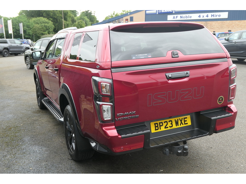 Isuzu 1.9 TD V-Cross Pickup Double Cab 4dr Diesel Auto 4WD Euro 6 (s/s) (164 ps)