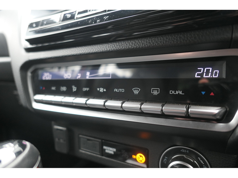 Isuzu 1.9 TD V-Cross Pickup Double Cab 4dr Diesel Auto 4WD Euro 6 (s/s) (164 ps)