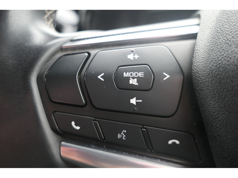 Isuzu 1.9 TD V-Cross Pickup Double Cab 4dr Diesel Auto 4WD Euro 6 (s/s) (164 ps)