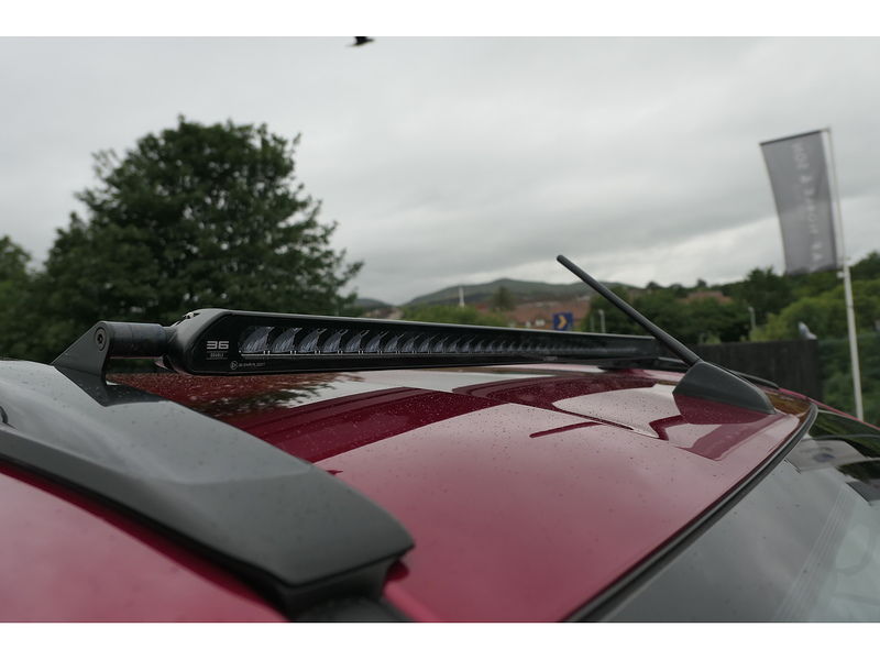 Isuzu 1.9 TD V-Cross Pickup Double Cab 4dr Diesel Auto 4WD Euro 6 (s/s) (164 ps)