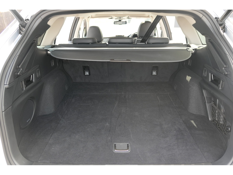 Subaru 2.5i Touring Estate 5dr Petrol Lineartronic 4WD Euro 6 (s/s) (169 ps)