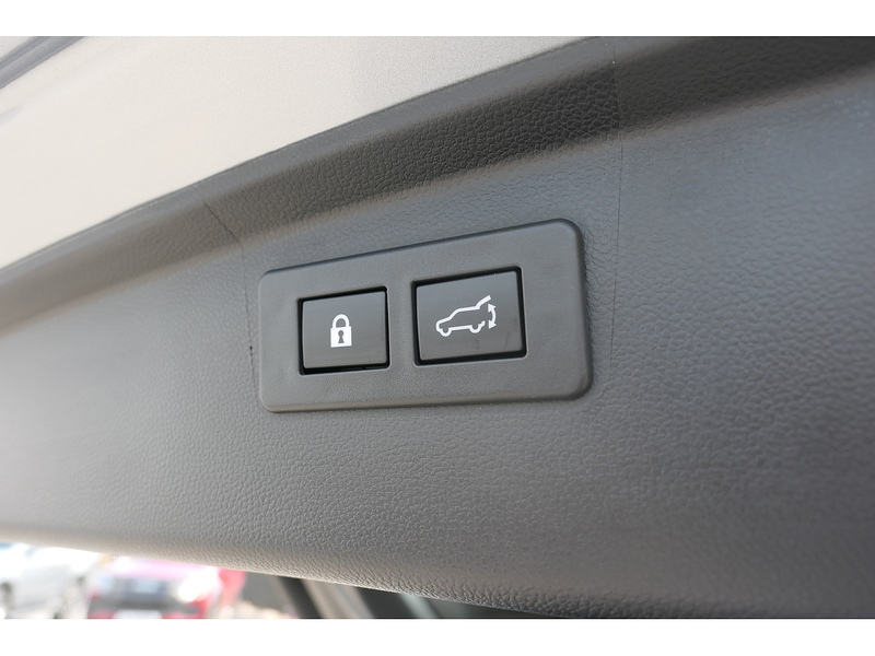 Subaru 2.5i Touring Estate 5dr Petrol Lineartronic 4WD Euro 6 (s/s) (169 ps)